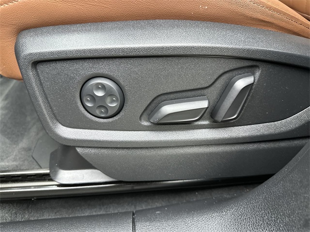2022 Audi Q5 55 Premium Plus photo 4
