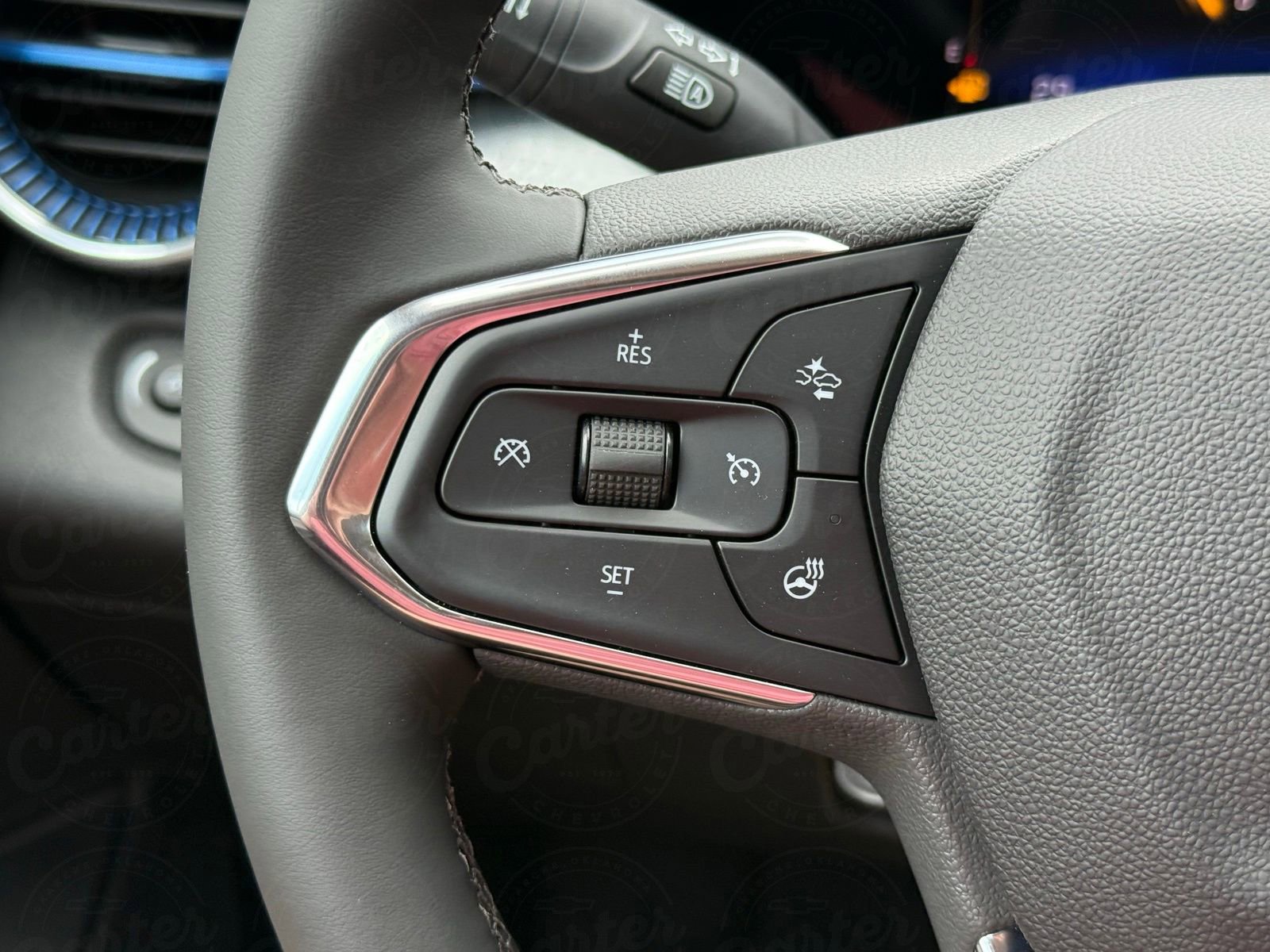 2025 Chevrolet Trax LT photo 15