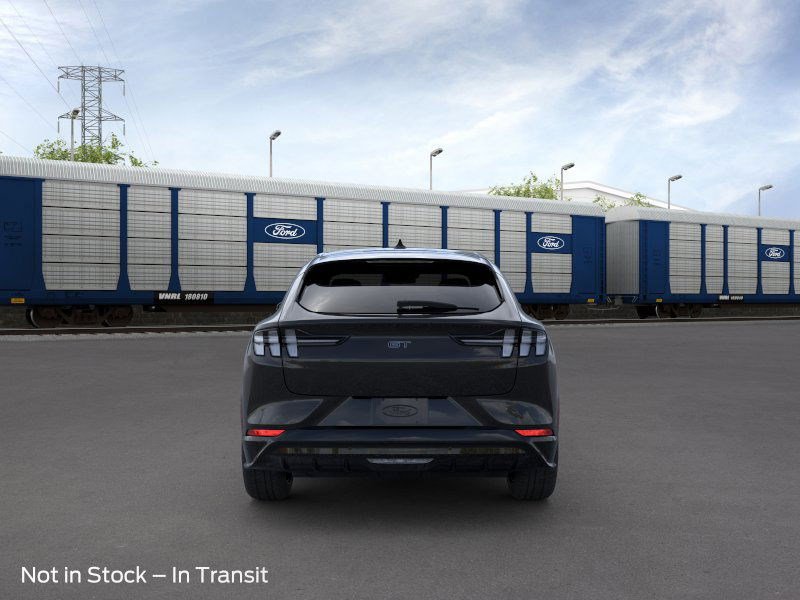 2025 Ford Mustang Mach-E GT photo 5