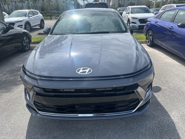 2024 Hyundai Sonata SEL Convenience photo 2