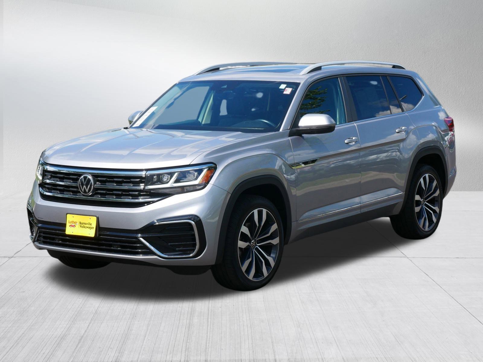 2021 Volkswagen Atlas V6 SEL R-Line photo 3
