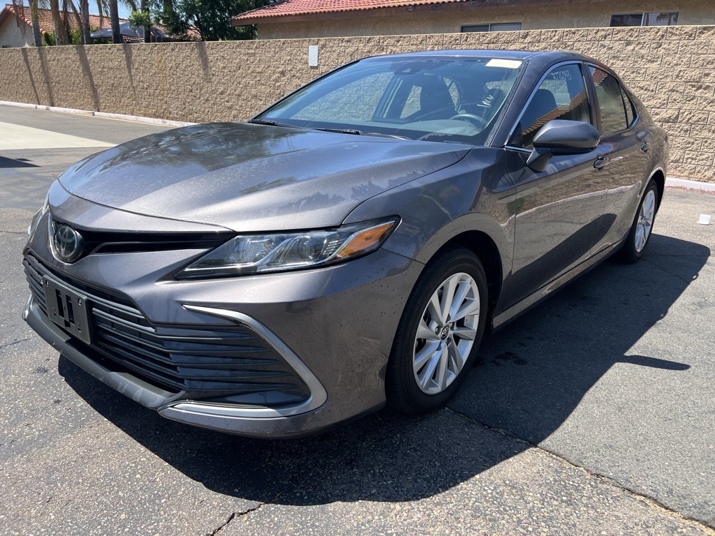 2023 Toyota Camry LE photo 2
