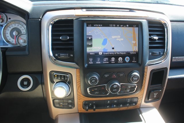 2016 Ram 1500 Laramie Longhorn photo 4