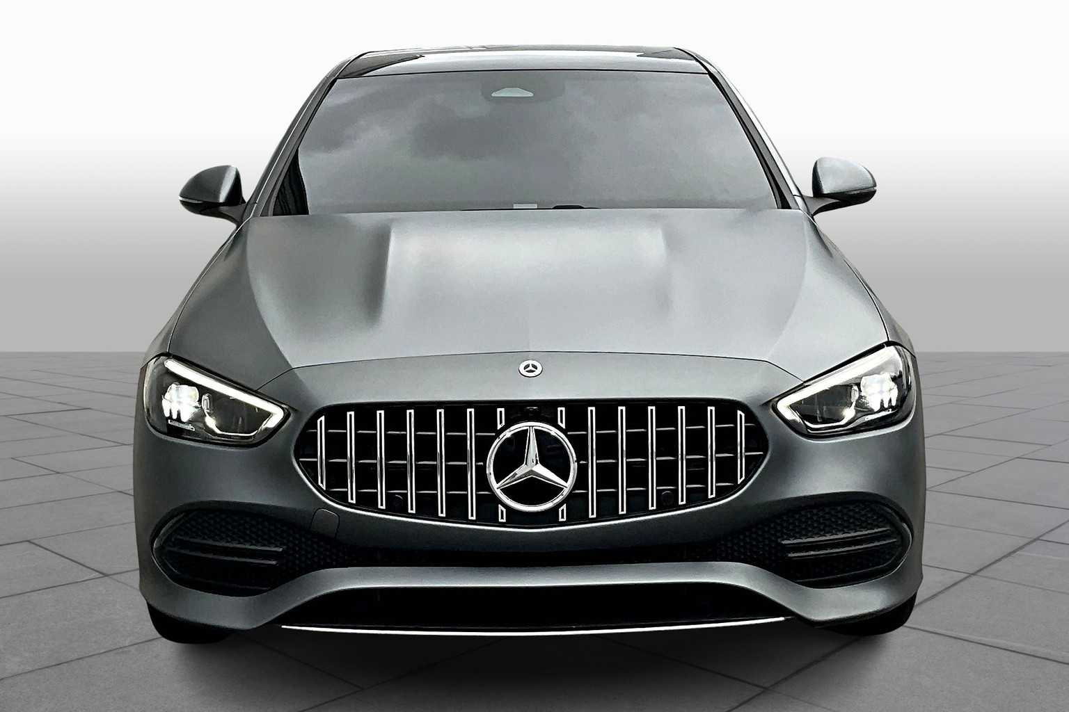 2022 Mercedes Benz C 300 photo 3