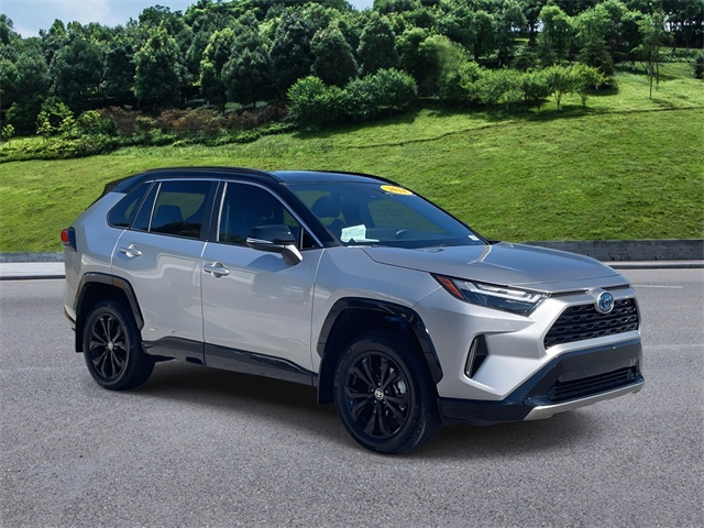 2024 Toyota RAV4 XSE