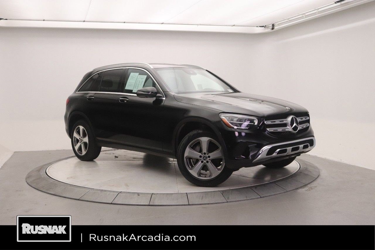 2022 Mercedes-Benz GLC GLC300's photo