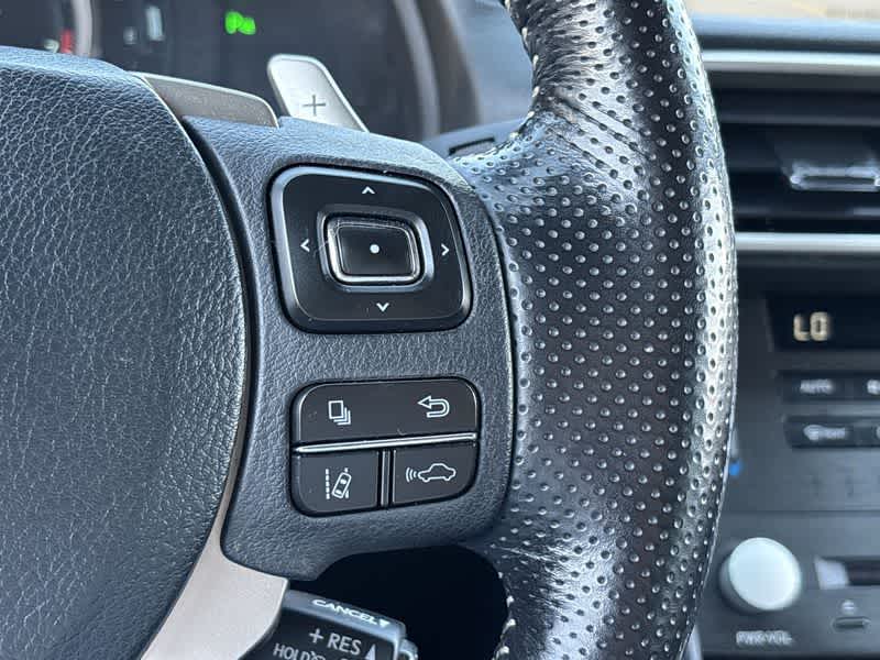 2019 Lexus IS 350 AWD photo 26