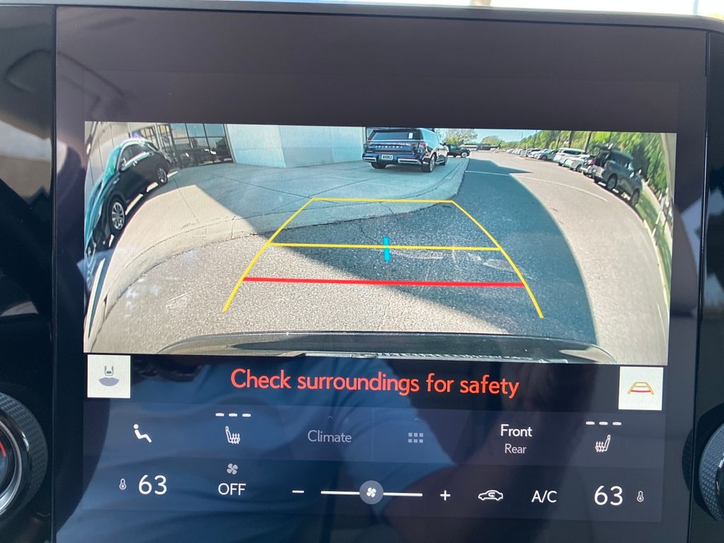 2023 Lexus RX photo 7