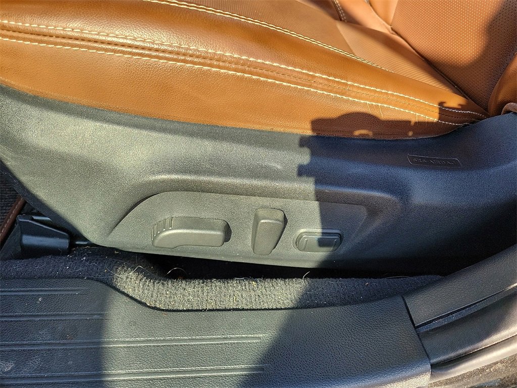 2018 Subaru Outback Touring photo 20