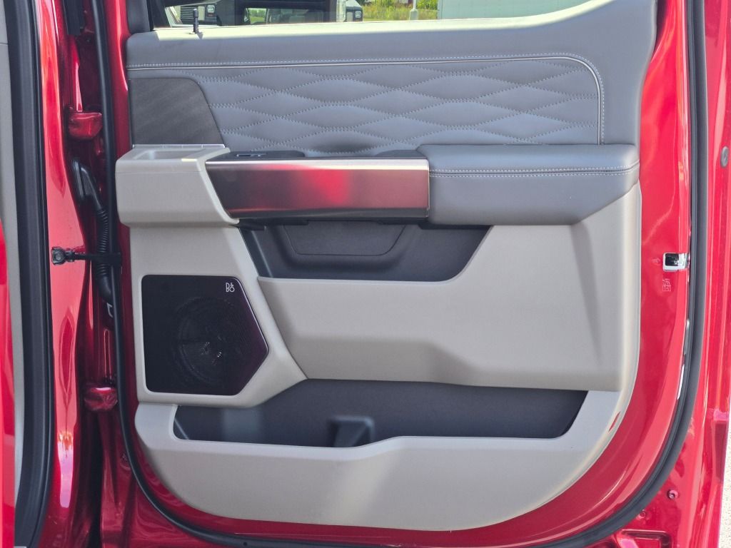 2026 Ford F-250 photo 8