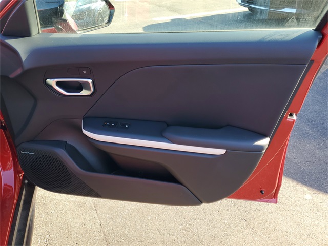 2025 Kia K4 GT-Line Turbo photo 31