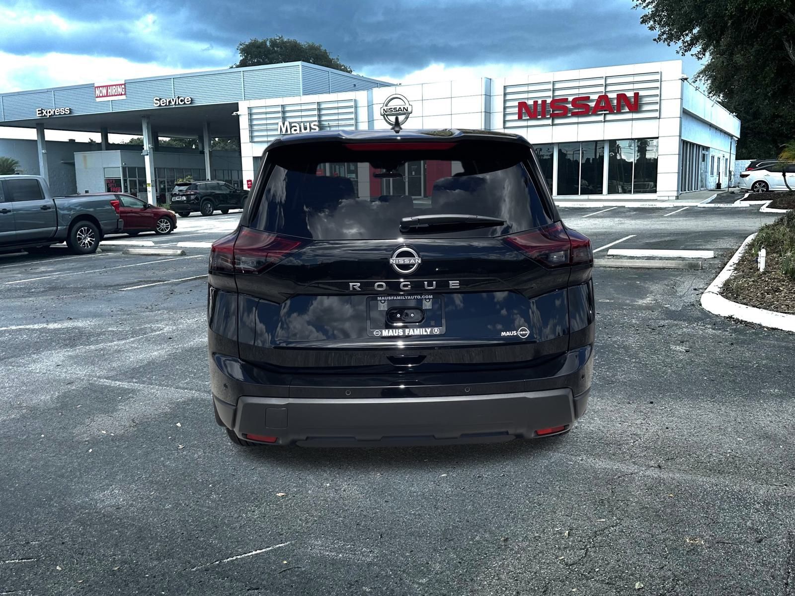 2026 Nissan Rogue S photo 3