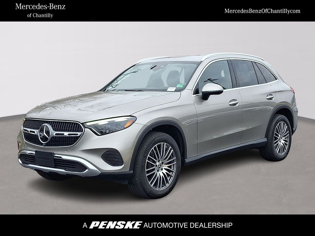 2024 Mercedes-Benz GLC GLC 300's photo