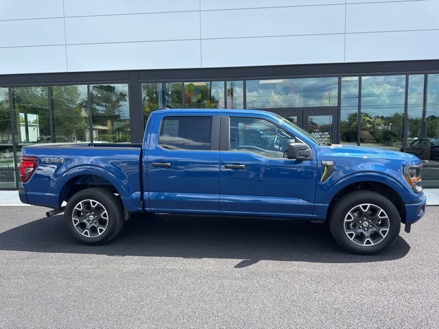 2025 Ford F-150 STX photo 2