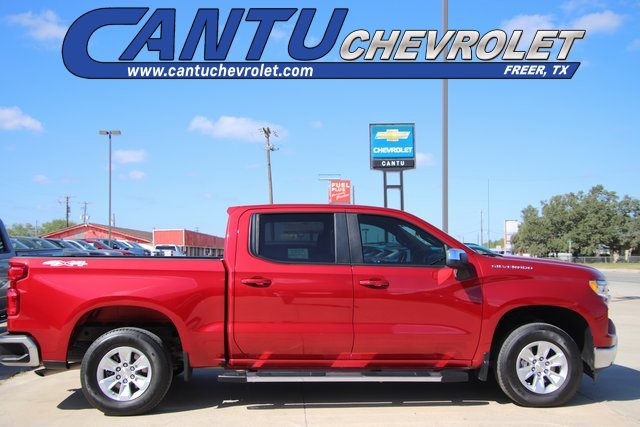 2024 Chevrolet Silverado 1500 LT's photo