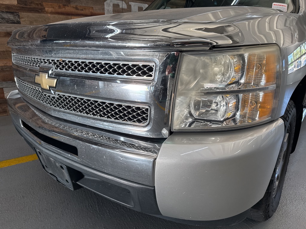 2010 Chevrolet Silverado 1500 LT photo 25