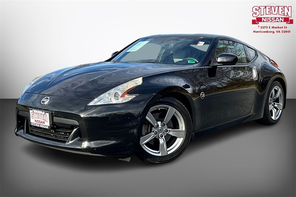 2009 Nissan 370Z Touring photo 3