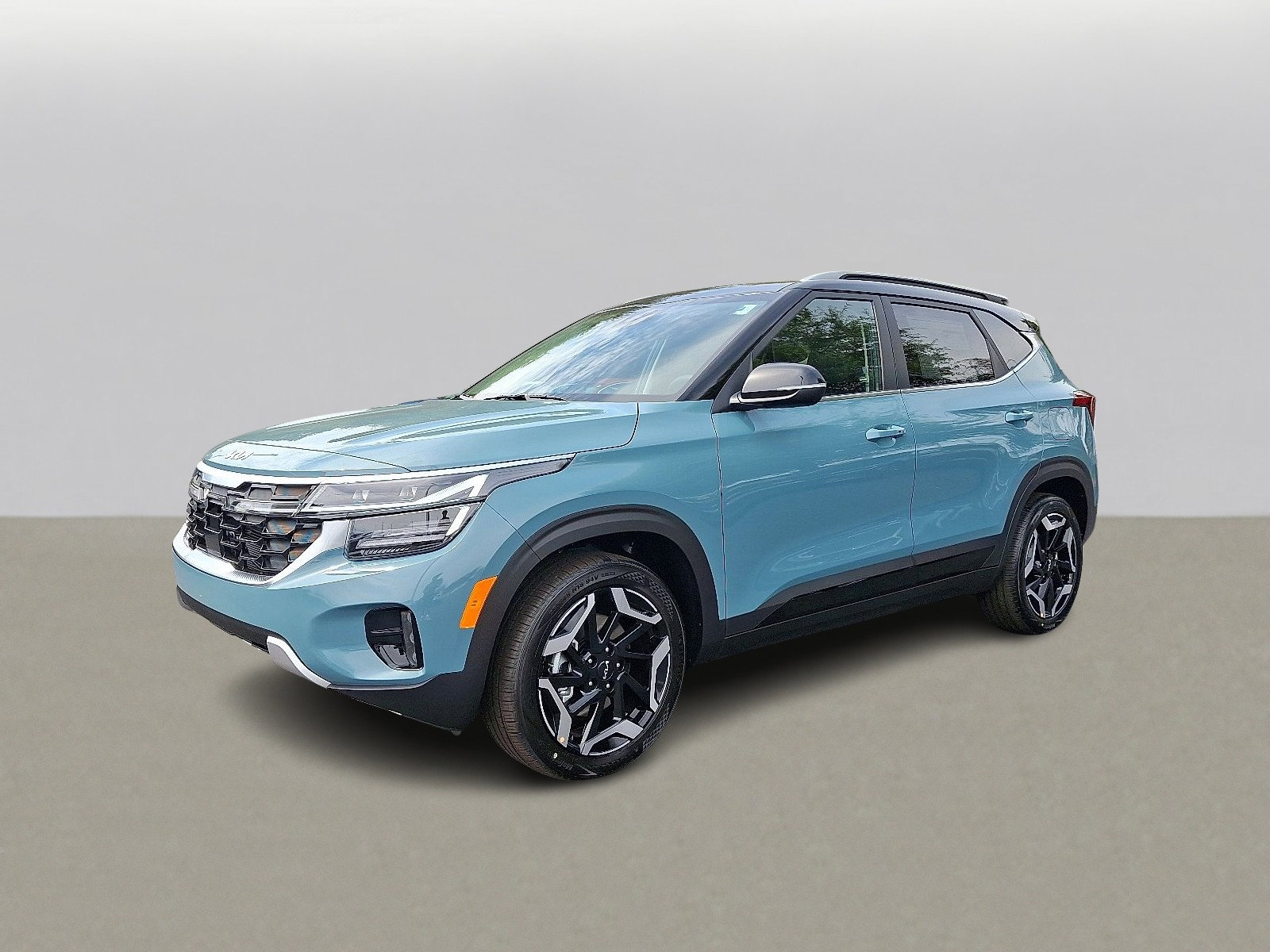 2026 Kia Seltos SX photo 2