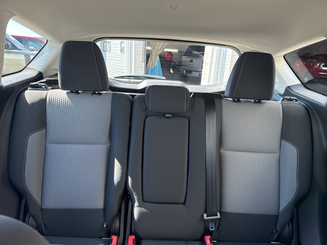 2017 Ford C-Max Hybrid SE photo 20