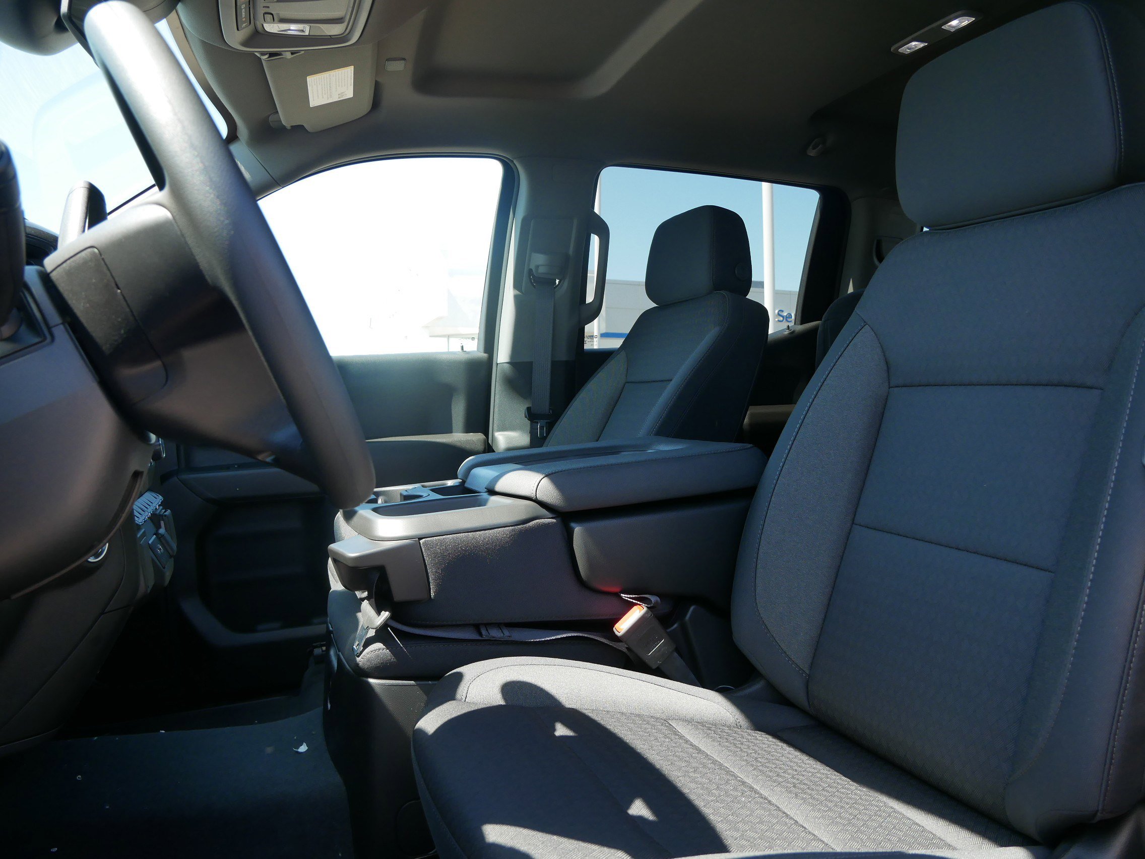 2026 Chevrolet Silverado 1500 Custom Trail Boss photo 4