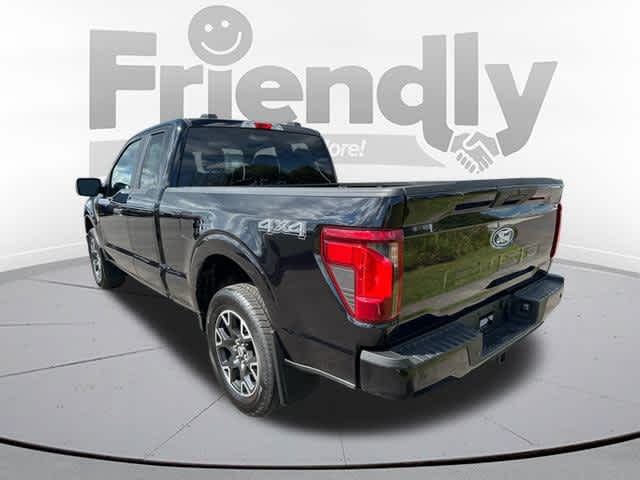 2025 Ford F-150 STX photo 4
