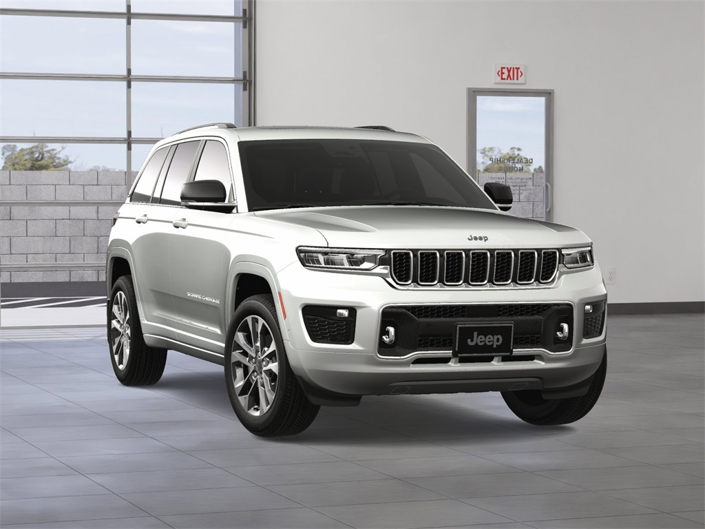 2025 Jeep Grand Cherokee Overland photo 8
