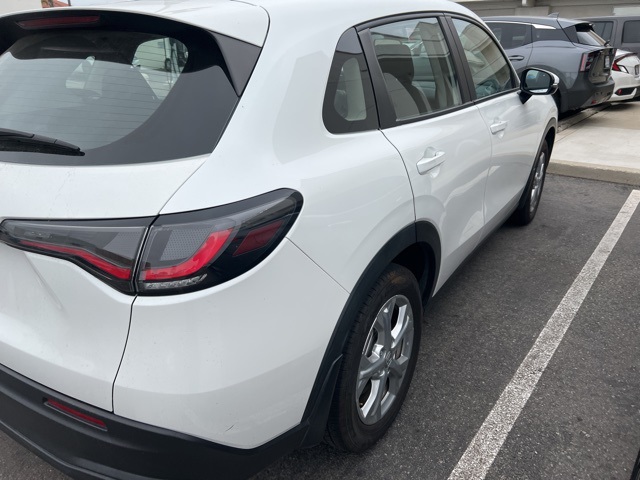 2023 Honda HR-V LX photo 5