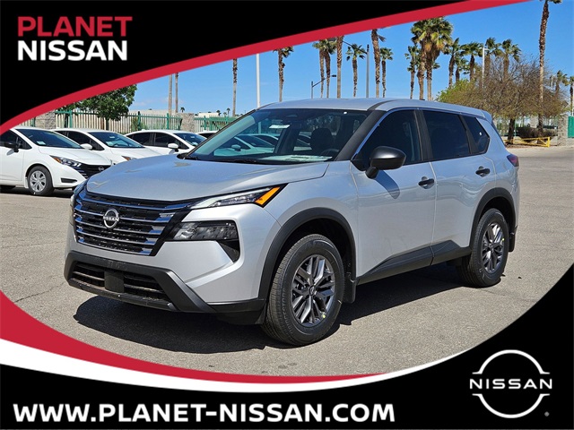 2025 Nissan Rogue S's photo