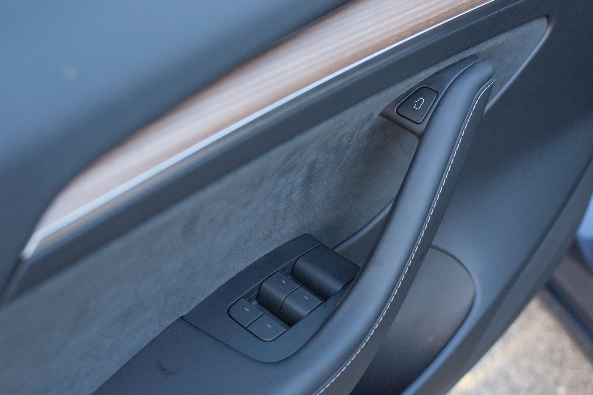 2023 Tesla Model 3 Long Range photo 13