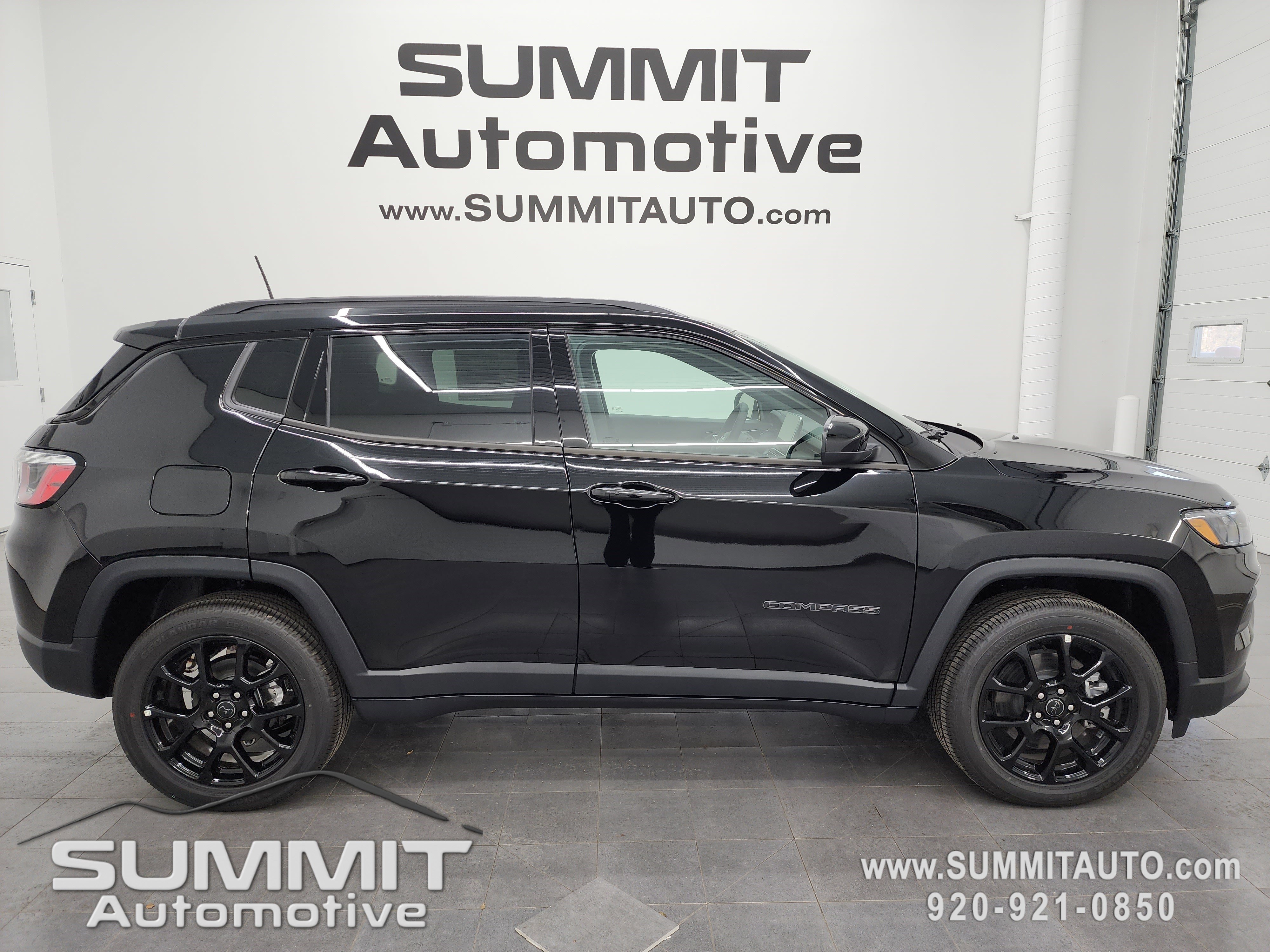 2026 Jeep Compass Altitude Special Edition's photo