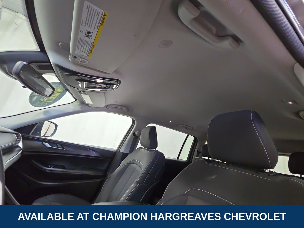 2023 Jeep Grand Cherokee Laredo photo 17