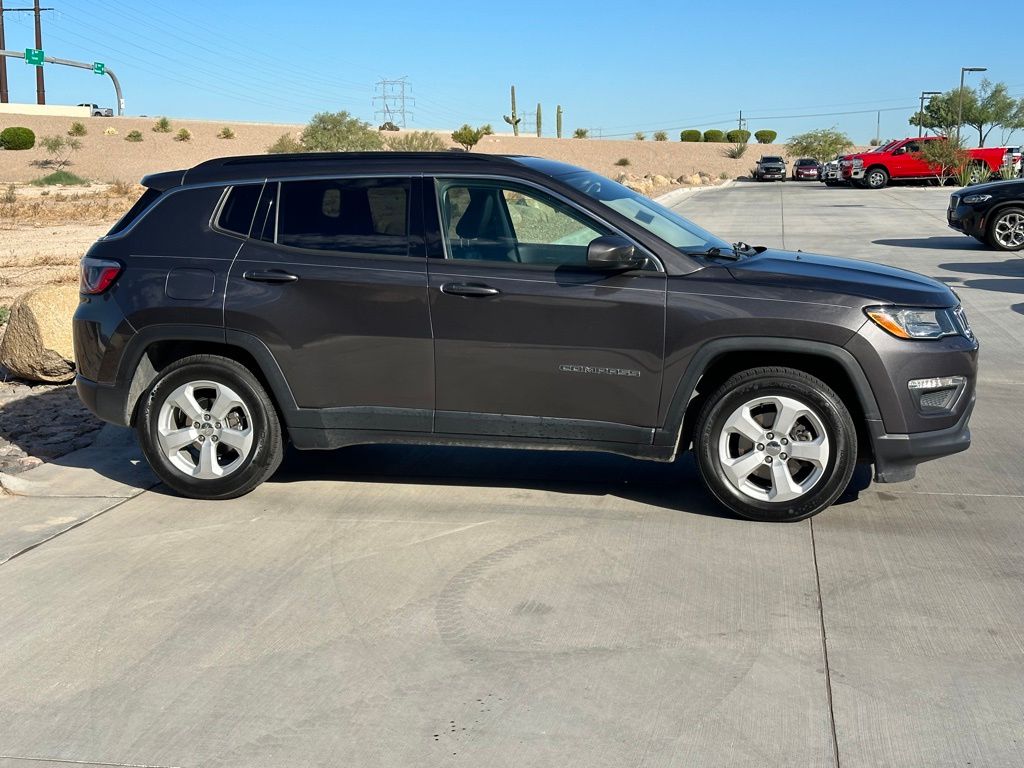2018 Jeep Compass North Edition Latitude photo 2