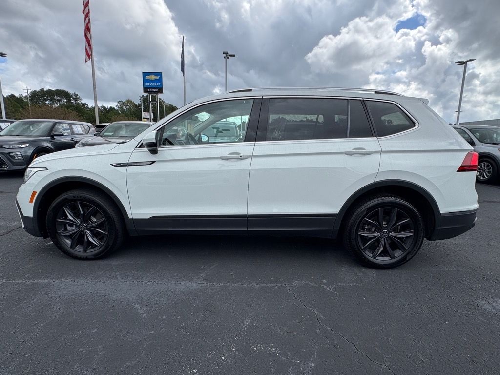 2024 Volkswagen Tiguan SE Wolfsburg Edition photo 3