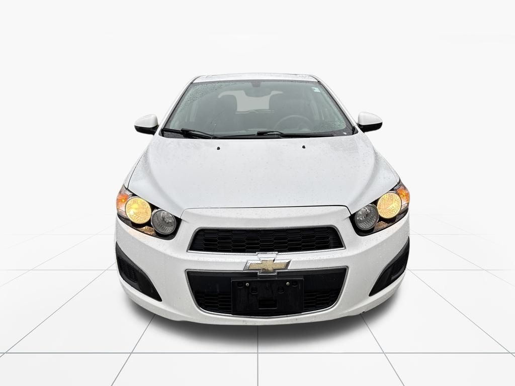 2015 Chevrolet Sonic LT photo 2
