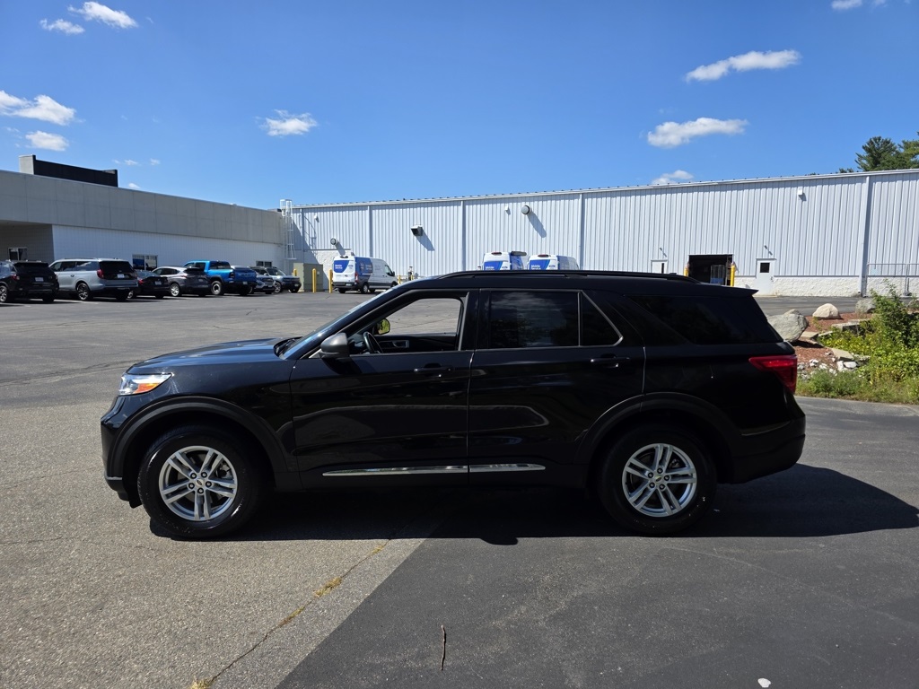 2022 Ford Explorer XLT photo 4