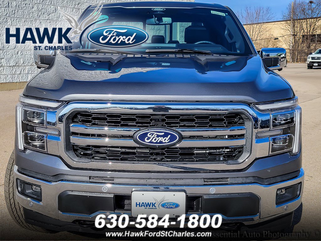 2025 Ford F-150 Lariat photo 4