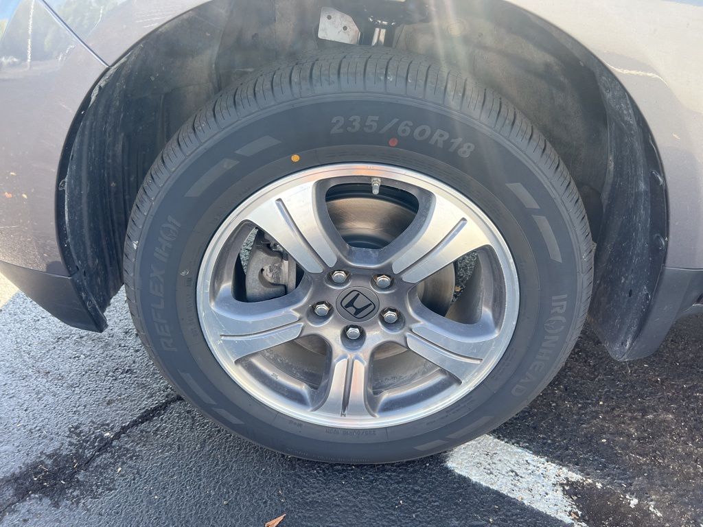 2015 Honda Pilot SE photo 9