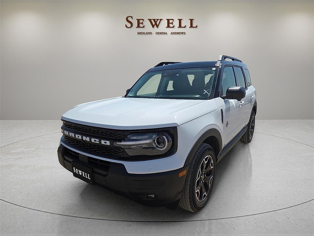 2025 Ford Bronco Sport Outer Banks's photo