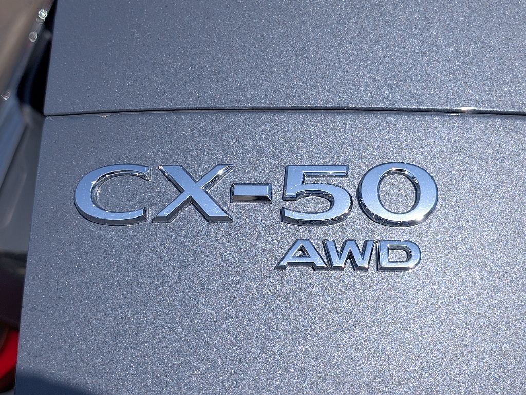 2025 Mazda CX-50 Premium Plus photo 11