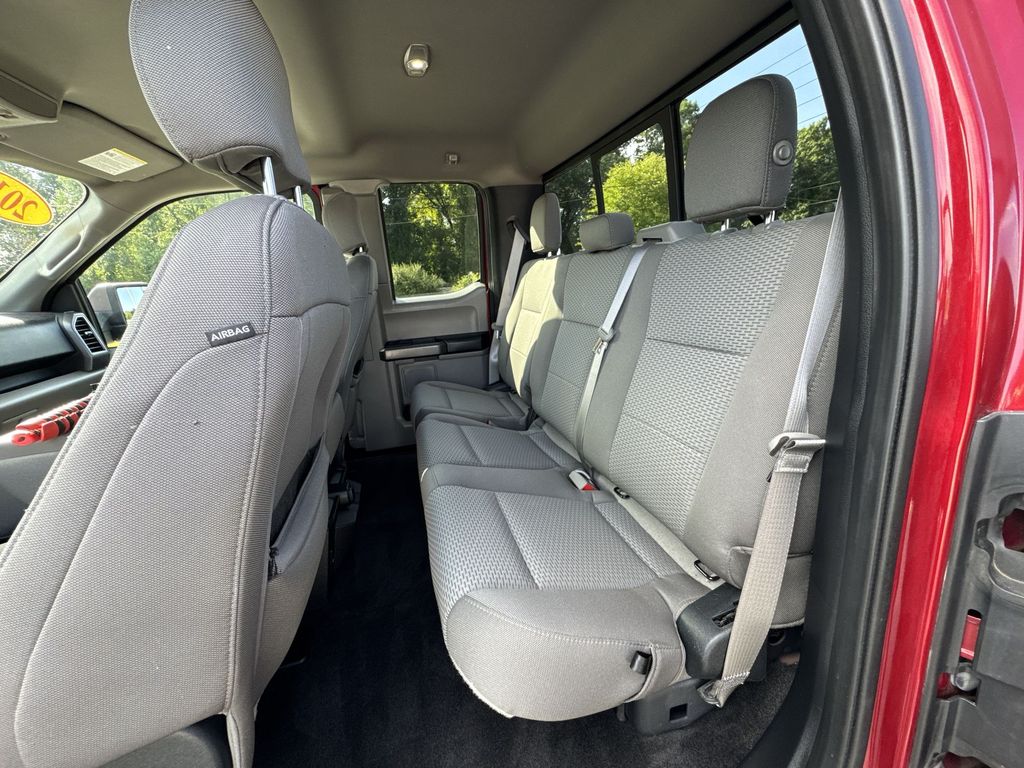 2019 Ford F-150 XLT photo 22