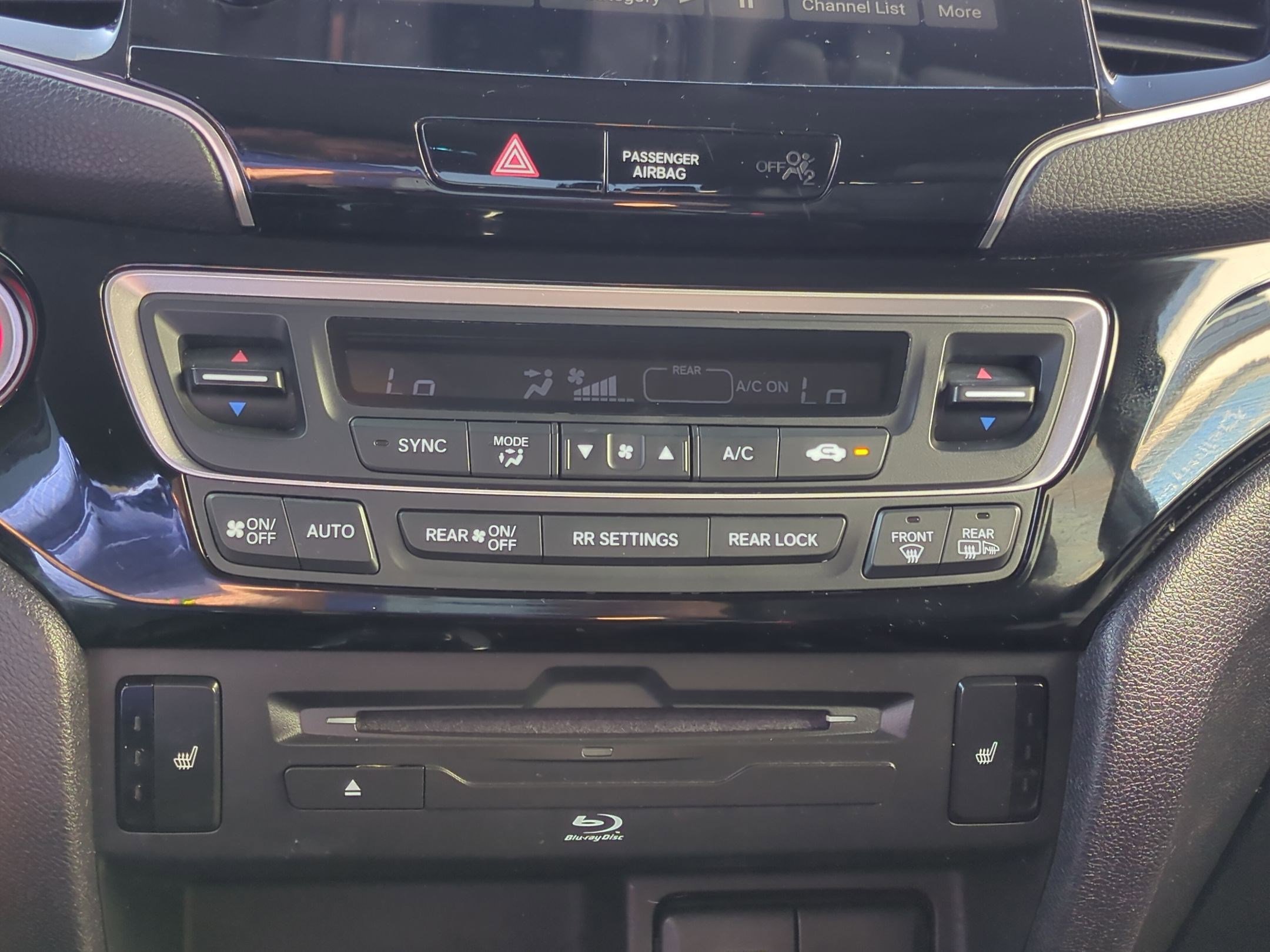 2019 Honda Pilot Touring photo 20