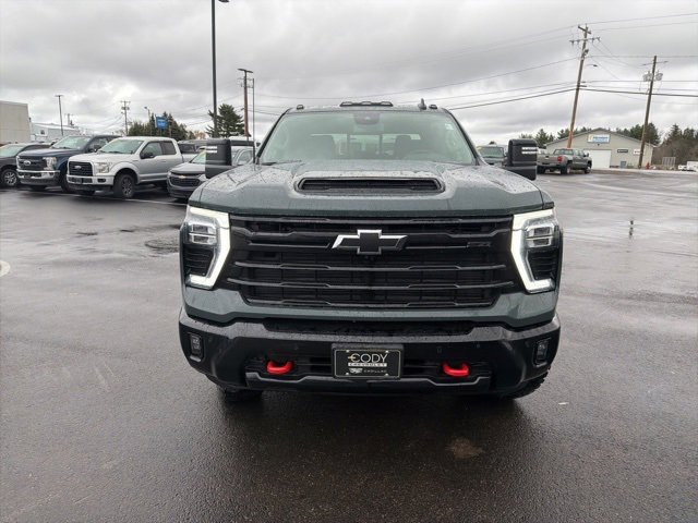 2026 Chevrolet Silverado 2500HD LT photo 3