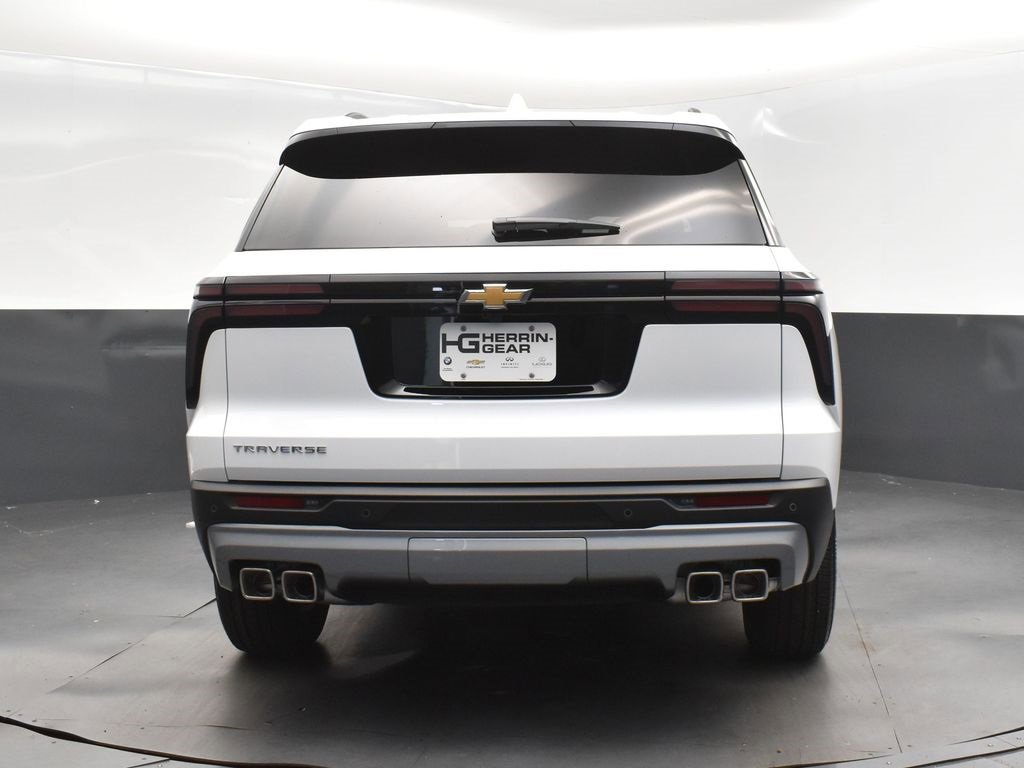 2026 Chevrolet Traverse photo 5
