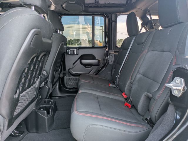 2022 Jeep Wrangler Unlimited Rubicon photo 21