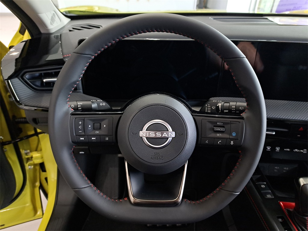 2026 Nissan Kicks SR photo 26