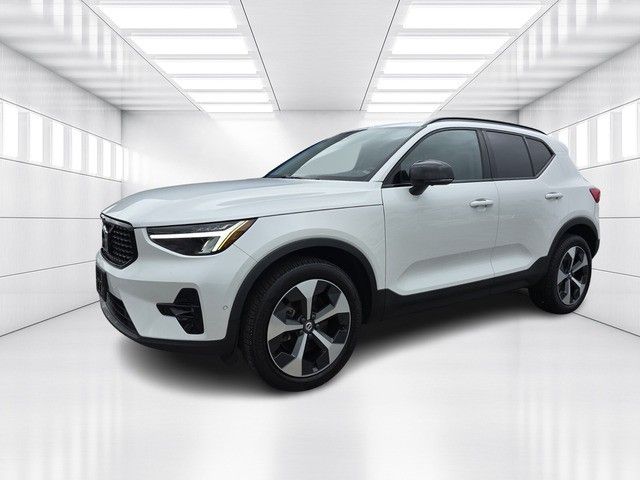 2024 Volvo XC40