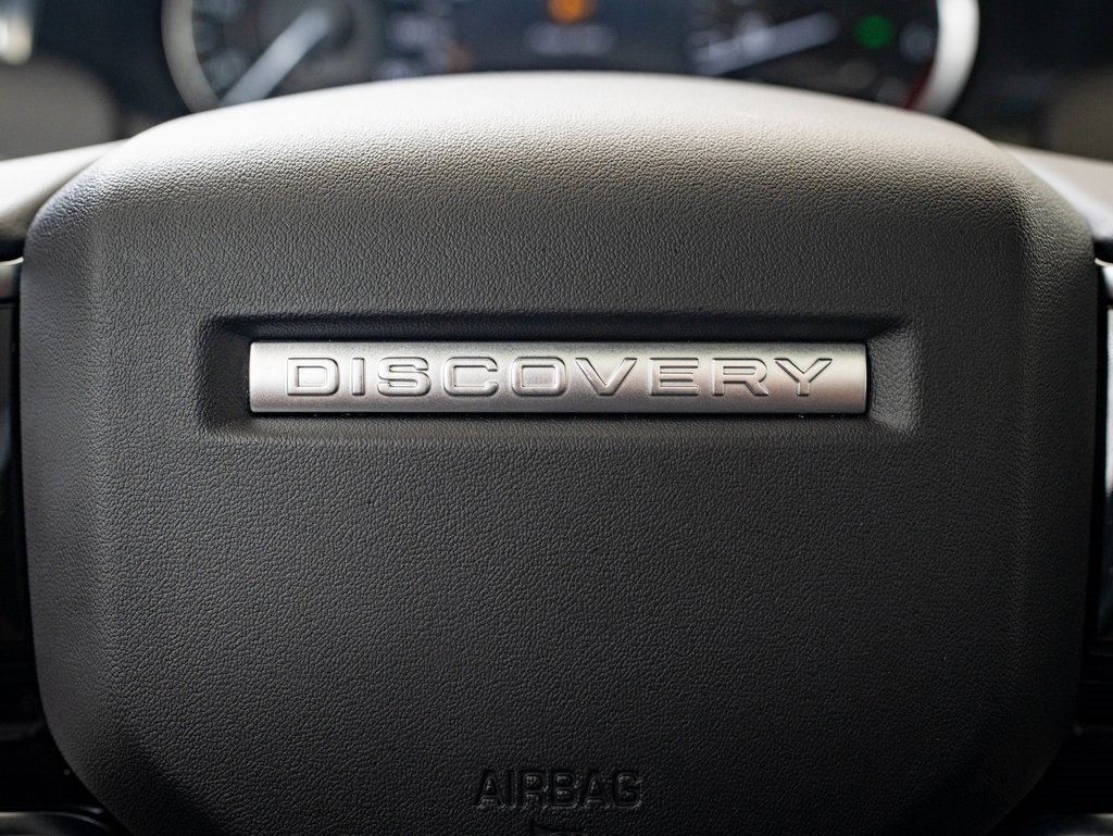 2023 Land Rover Discovery Sport SE R-Dynamic photo 23