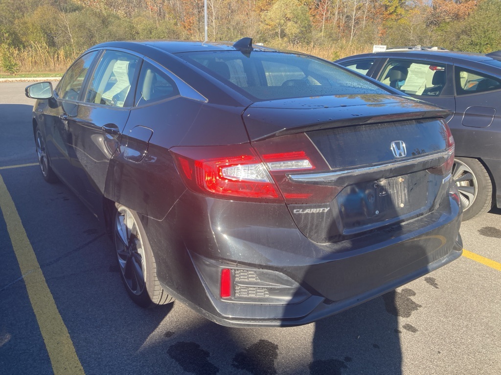 2018 Honda Clarity Plug-In Hybrid photo 2