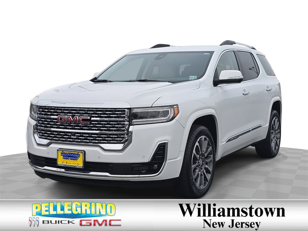 2023 GMC Acadia Denali's photo