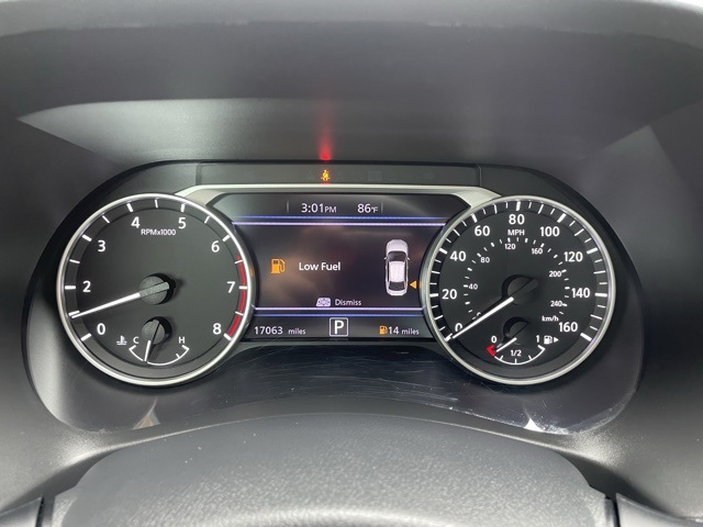 2022 Nissan Sentra SR photo 11